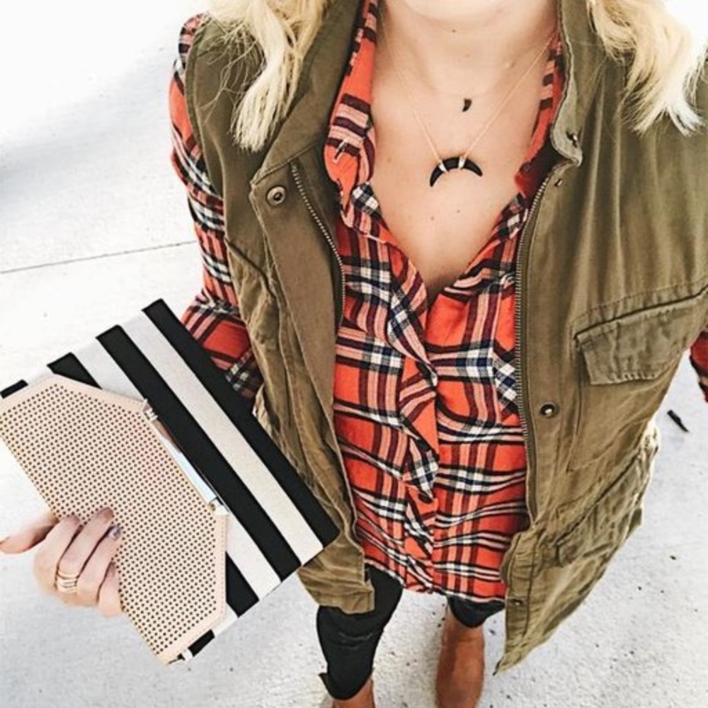 Stella & Dot Clutch - Picture 2 of 6